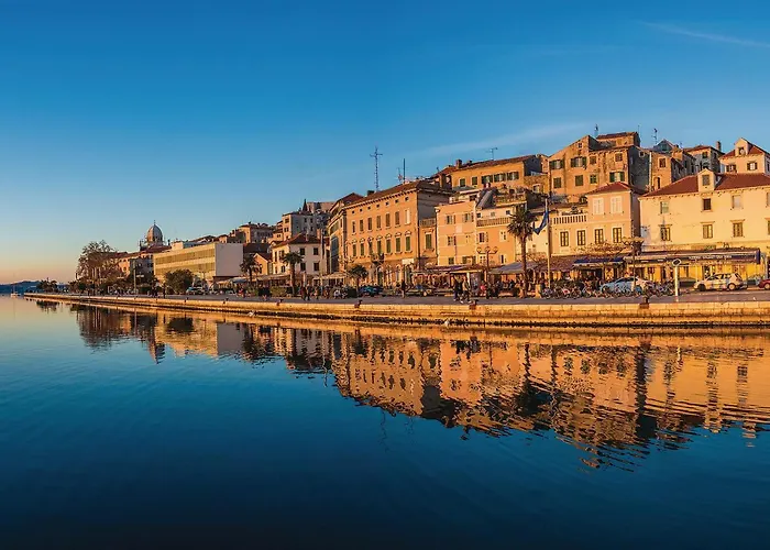 Three-bedroom In Apartment Sibenik