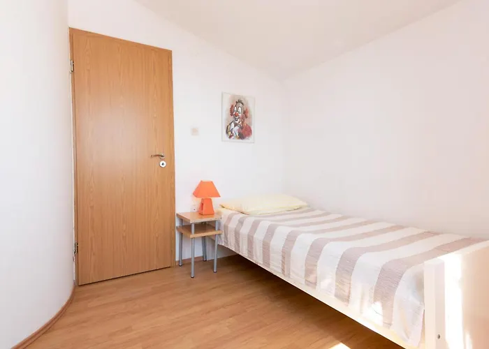 דירה Three-bedroom In *