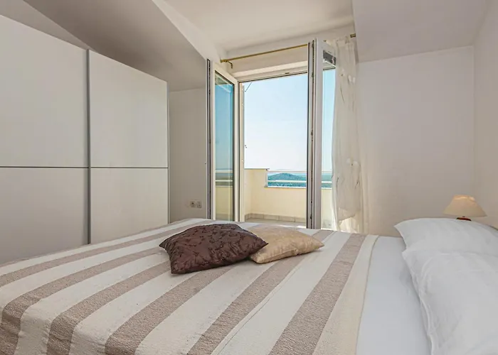 Apartman Three-bedroom In *