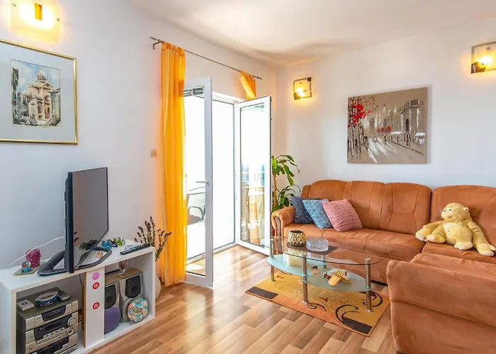 Three-bedroom In Sibenik